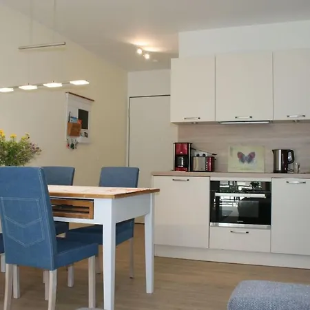 Holiday Apartment With 2 Bedrooms Neuhaus (Mecklenburg-Vorpommern)