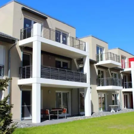 Holiday Apartment With 2 Bedrooms * Neuhaus (Mecklenburg-Vorpommern)